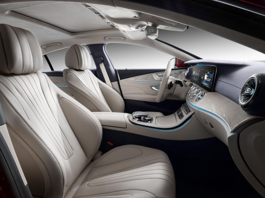Интерьер Mercedes-Benz CLS450 (C257) 2018 года  (WW) (фото 16 из 21)